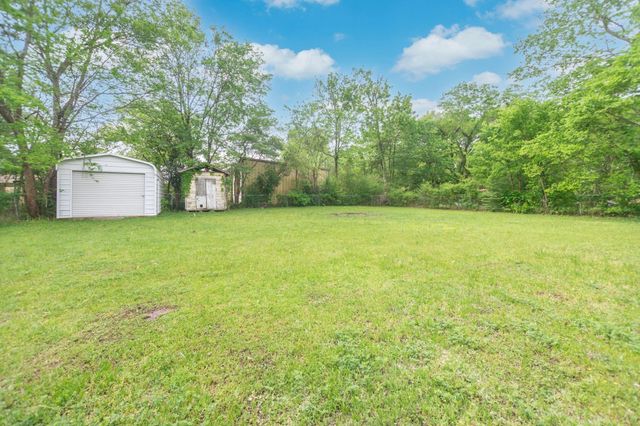 1105 Johnson Avenue, Lufkin, TX 75904