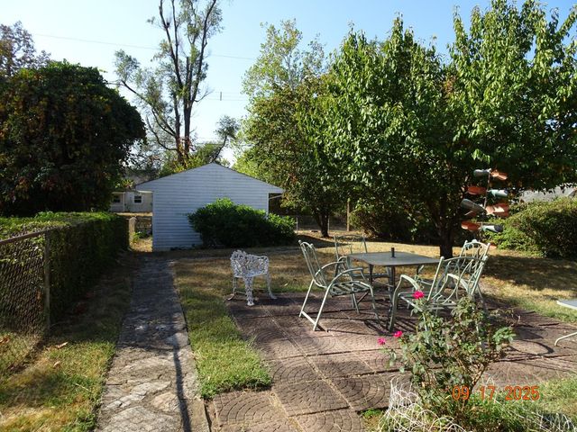 608 Fifteenth Avenue, Middletown, OH 45044