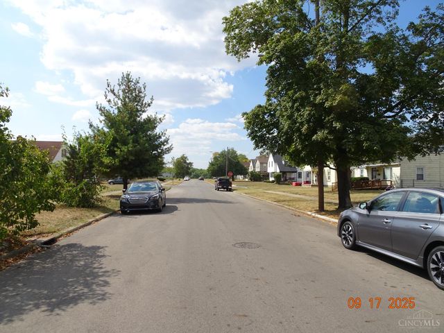 608 Fifteenth Avenue, Middletown, OH 45044