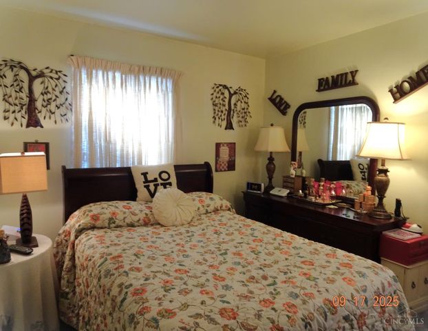 608 Fifteenth Avenue, Middletown, OH 45044