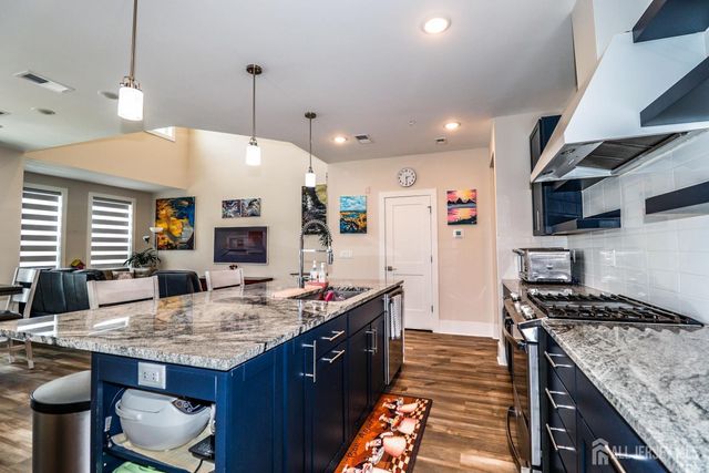 715 Station Road, Dunellen, NJ 08812
