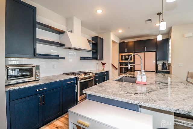 715 Station Road, Dunellen, NJ 08812