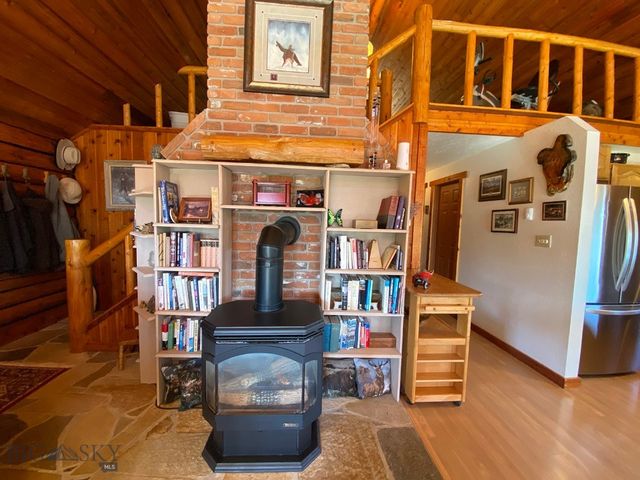 456 Friendspring Road, Whitehall, MT 59759