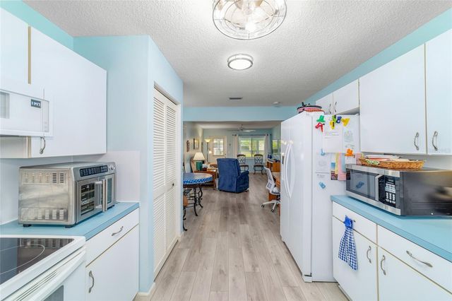 9297 SW 90TH COURT C, Ocala, FL 34481