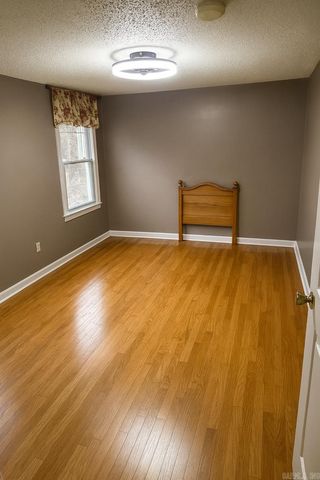 701 W Rhodes St, Clarksville, AR 72830