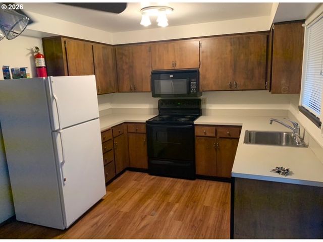 29515 Sw SERENITY Way, Wilsonville, OR 97070