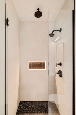 79 Park St 2, Brookline, MA 02446