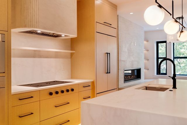 79 Park St 2, Brookline, MA 02446