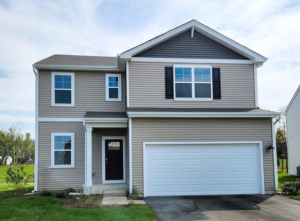 985 Emerald Drive, Montgomery, IL 60538
