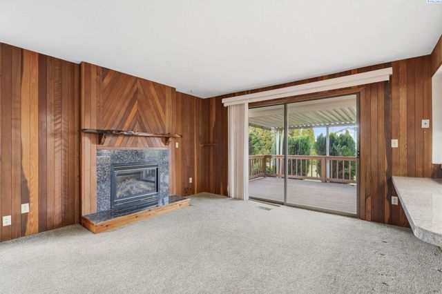 5307 W Irving, Pasco, WA 99301