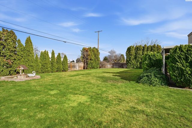 5307 W Irving, Pasco, WA 99301