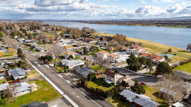 5307 W Irving, Pasco, WA 99301