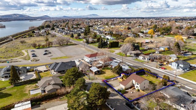 5307 W Irving, Pasco, WA 99301