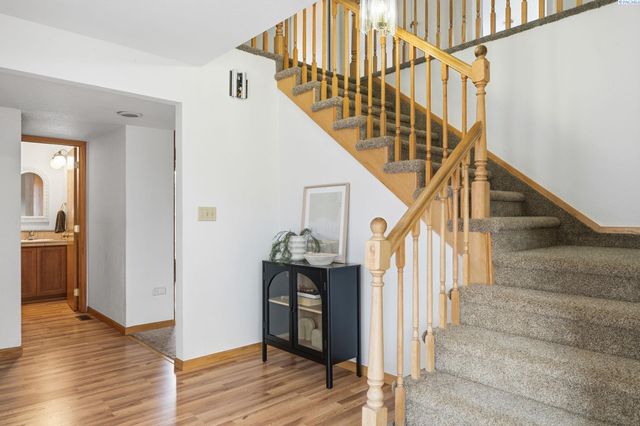 5307 W Irving, Pasco, WA 99301