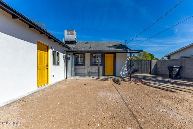 3525 W Taylor Street, Phoenix, AZ 85009