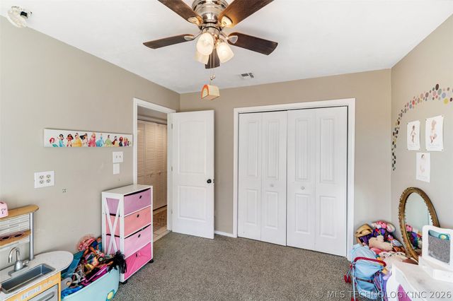 18047 S Quail Meadow Drive, Claremore, OK 74017