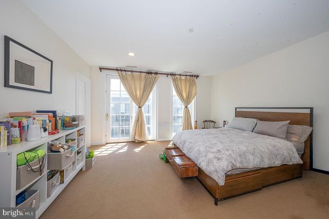 1832 FAIRMOUNT AVE, Philadelphia, PA 19130