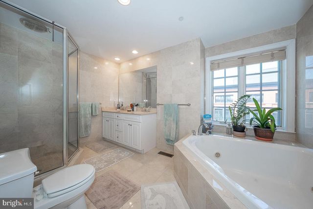 1832 FAIRMOUNT AVE, Philadelphia, PA 19130