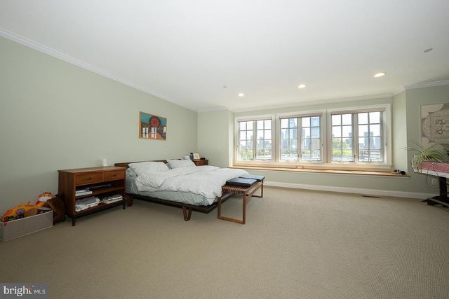 1832 FAIRMOUNT AVE, Philadelphia, PA 19130