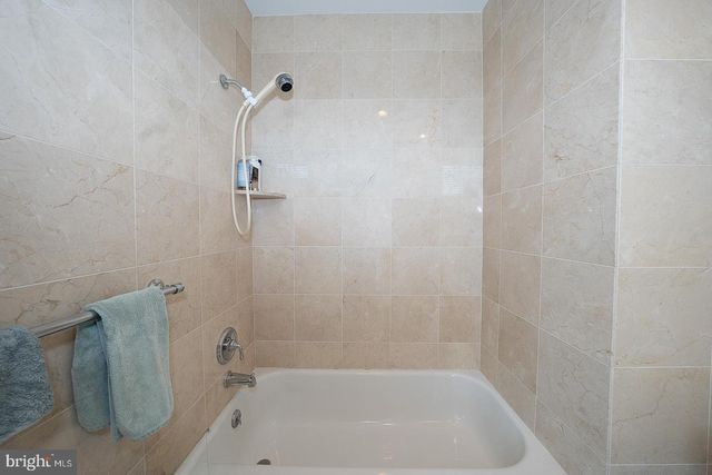 1832 FAIRMOUNT AVE, Philadelphia, PA 19130