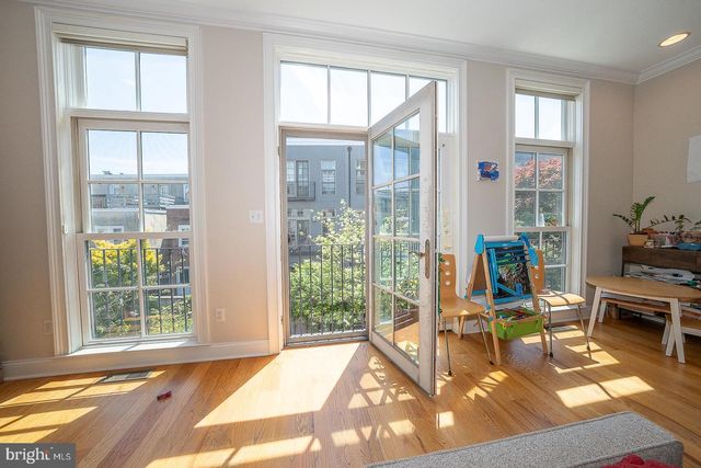 1832 FAIRMOUNT AVE, Philadelphia, PA 19130