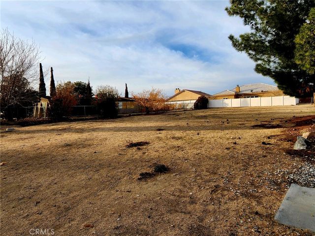 14762 Hartford, Helendale, CA 92342