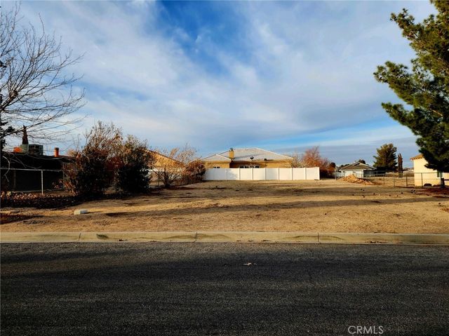 14762 Hartford, Helendale, CA 92342