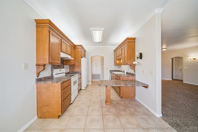 201 N Coo Y Yah Street, Pryor, OK 74361