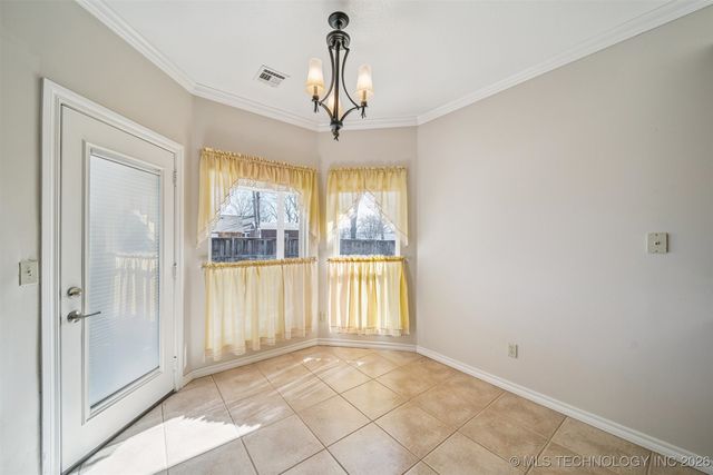 201 N Coo Y Yah Street, Pryor, OK 74361