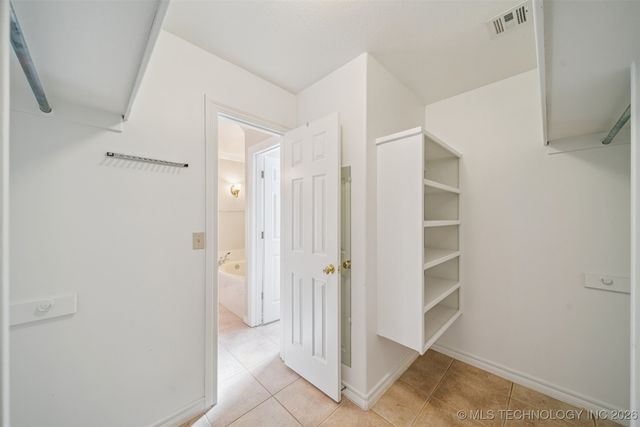 201 N Coo Y Yah Street, Pryor, OK 74361