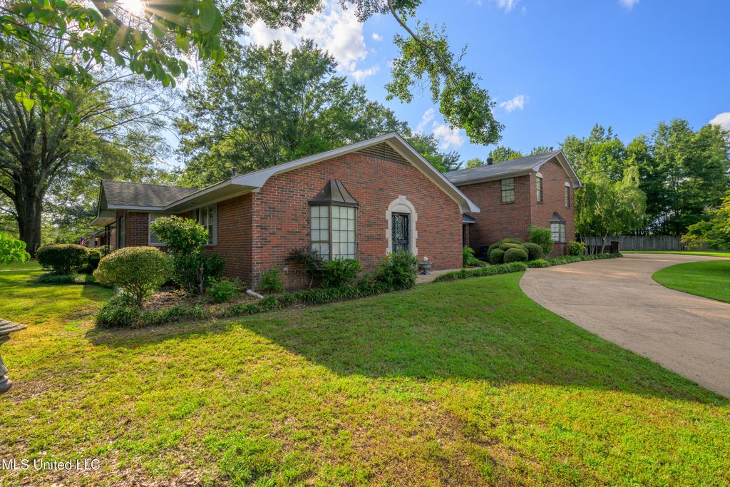 206 Porter Street, Senatobia, MS 38668