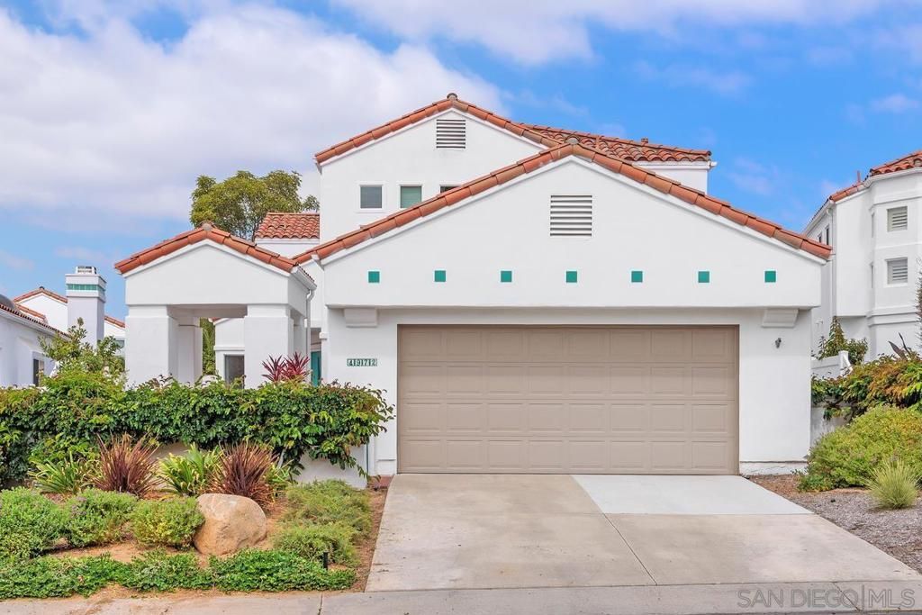 4972 Lerkas Way, Oceanside, CA 92056 — exterior