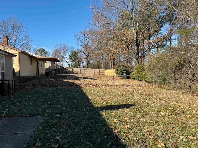 5692 BALLENMOOR DR, Memphis, TN 38141