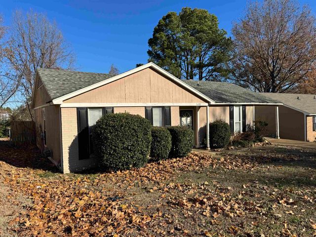 5692 BALLENMOOR DR, Memphis, TN 38141