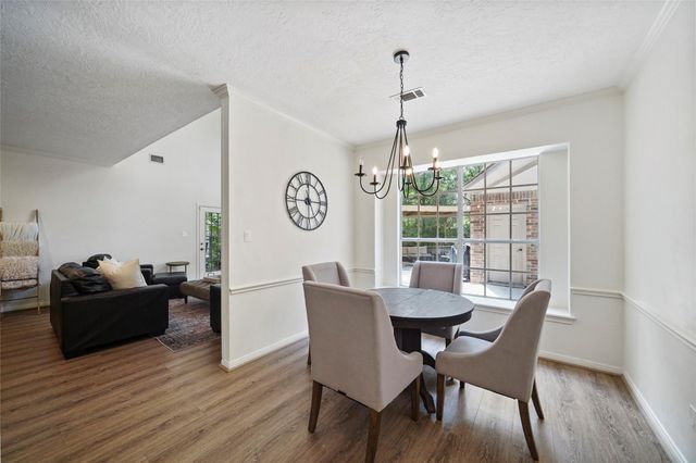 719 Somerset Street, Conroe, TX 77302