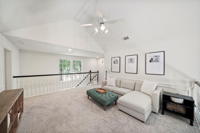 719 Somerset Street, Conroe, TX 77302