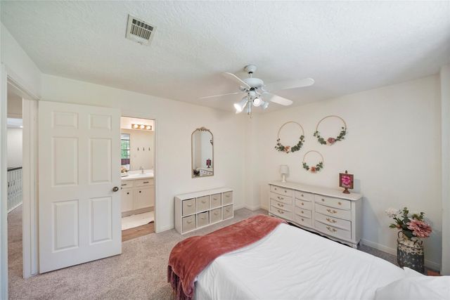 719 Somerset Street, Conroe, TX 77302