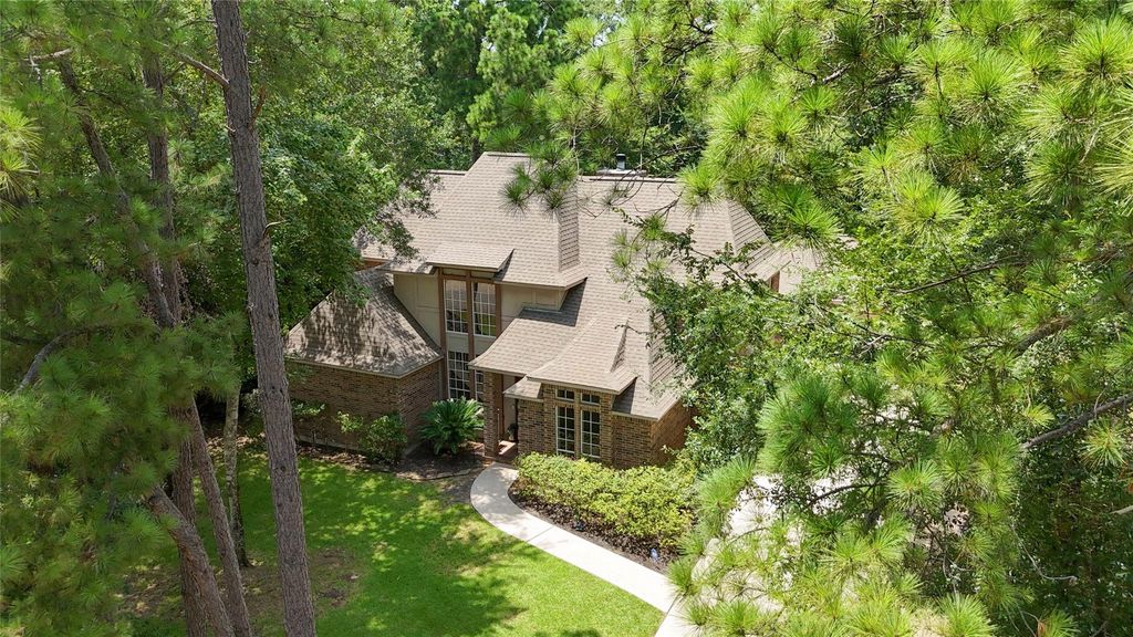 719 Somerset Street, Conroe, TX 77302