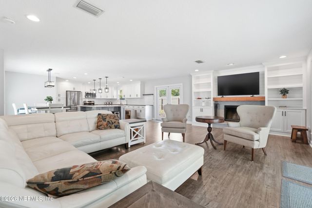 1810 OLIVE Court, Orange Park, FL 32073