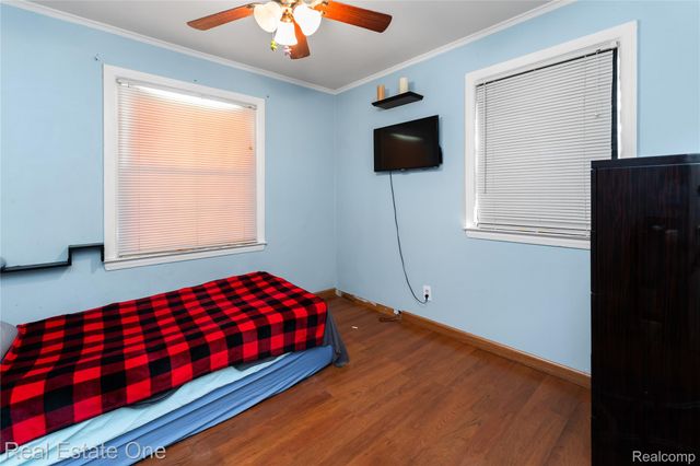 12937 Castle Street, Southgate, MI 48195
