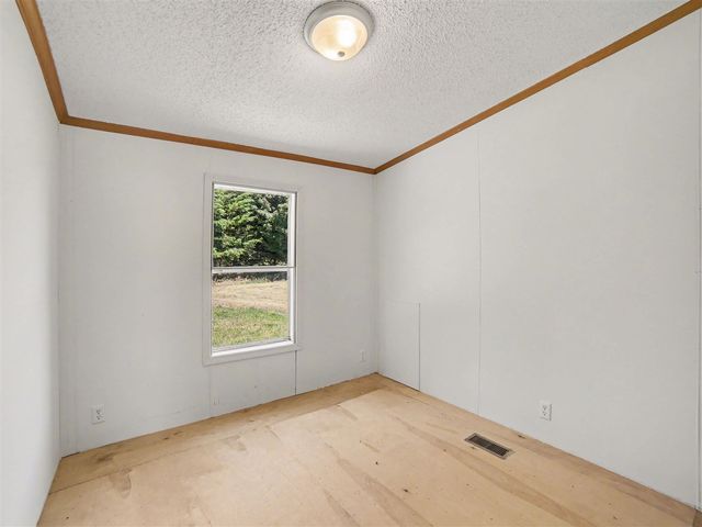 1904 N 48th Avenue, Mears, MI 49436