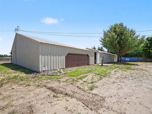1904 N 48th Avenue, Mears, MI 49436