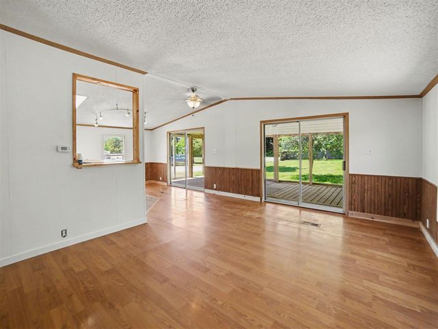1904 N 48th Avenue, Mears, MI 49436