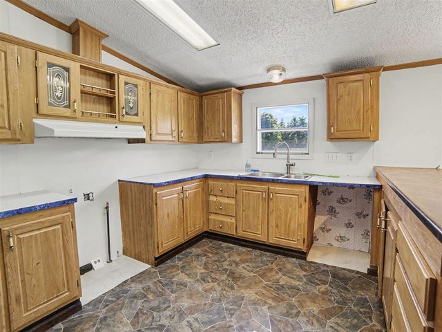 1904 N 48th Avenue, Mears, MI 49436
