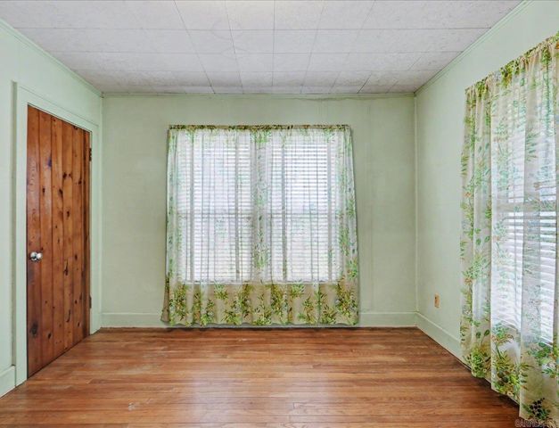 404 Crestwood Street, Hot Springs, AR 71913