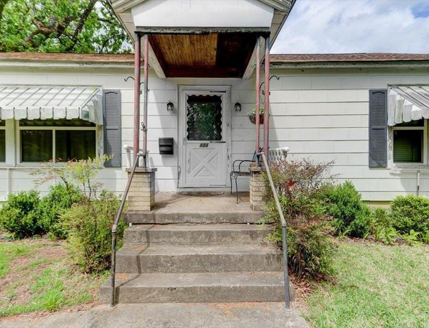 404 Crestwood Street, Hot Springs, AR 71913