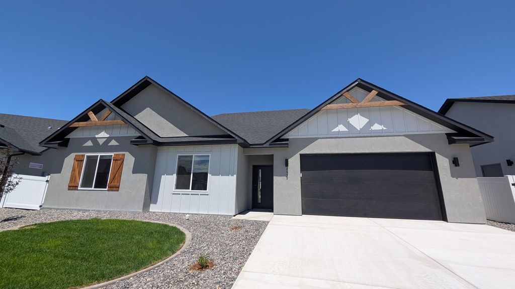 2452 Revere Road, Grand Junction, CO 81505