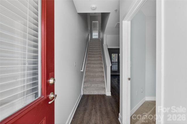 841 Seigle Point Drive, Charlotte, NC 28204