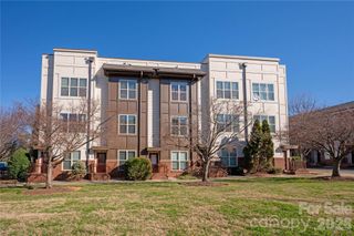841 Seigle Point Drive, Charlotte, NC 28204