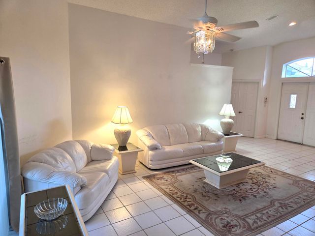 139 SARATOGA Boulevard E, Royal Palm Beach, FL 33411